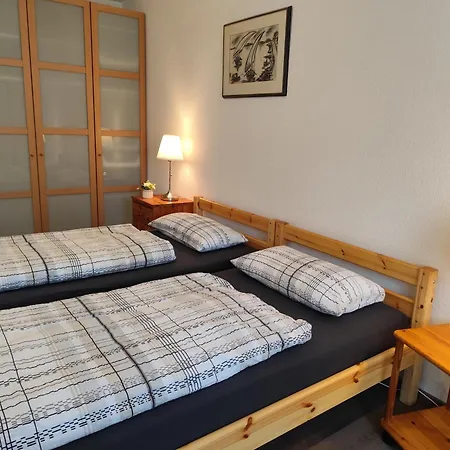 Am Alten Brunnen Apartman *